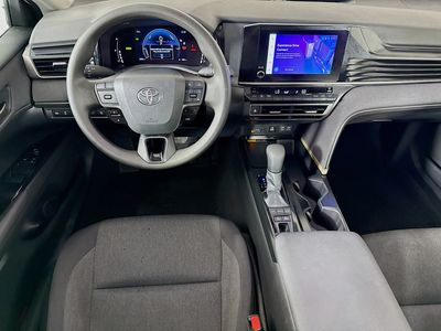 2025 Toyota Camry - Photo 22