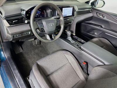 2025 Toyota Camry - Photo 7