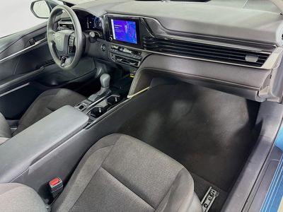 2025 Toyota Camry - Photo 31