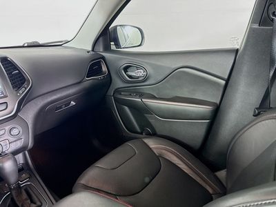 2019 Jeep Cherokee - Photo 25