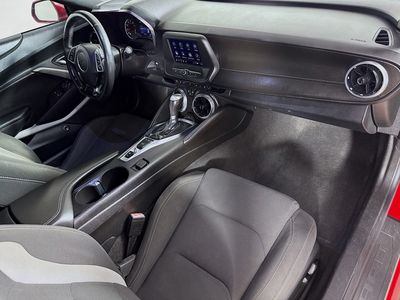 2021 Chevrolet Camaro - Photo 30