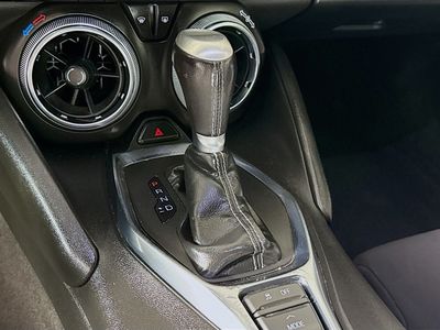 2021 Chevrolet Camaro - Photo 14