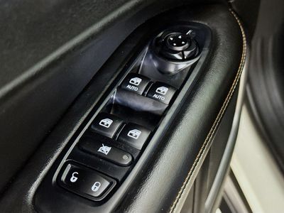 2021 Jeep Compass - Photo 17