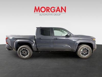 2025 Toyota Tacoma - Photo 2