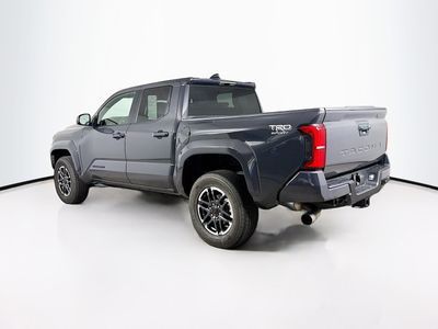 2025 Toyota Tacoma - Photo 26