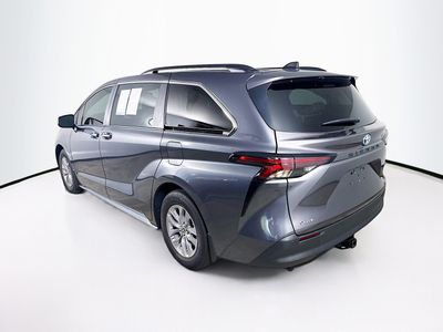 2025 Toyota Sienna - Photo 29