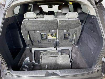 2025 Toyota Sienna - Photo 32
