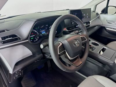 2025 Toyota Sienna - Photo 7