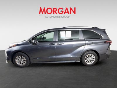 2025 Toyota Sienna - Photo 6