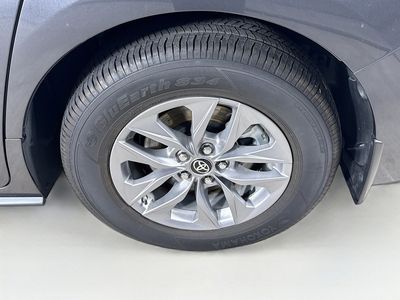 2025 Toyota Sienna - Photo 37