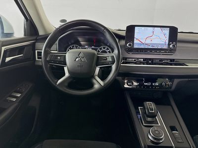 2024 Mitsubishi Outlander - Photo 24