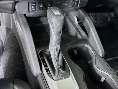 2024 Nissan Frontier - Photo 16