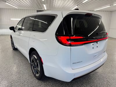2027 Chrysler Pacifica — rear three-quarter view