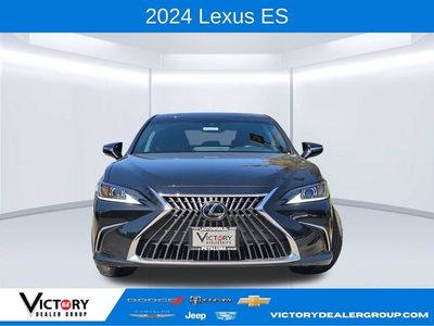 2024 Lexus ES — rear three-quarter view