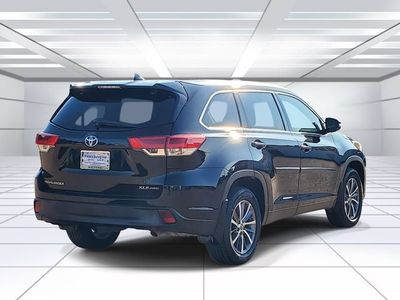 2019 Toyota Highlander — detail view