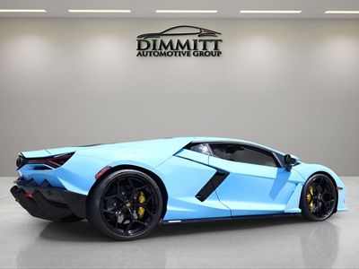 2025 Lamborghini Revuelto — detail view