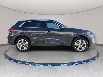 2025 Audi Q5 - Photo 4
