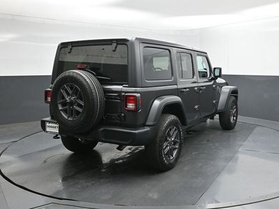 2025 Jeep Wrangler — detail view