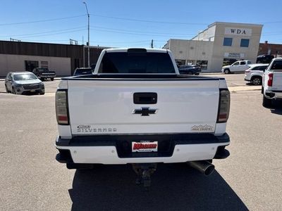 2017 Chevrolet Silverado 2500 HD — interior view
