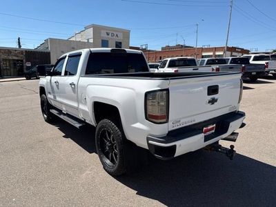 2017 Chevrolet Silverado 2500 HD — detail view
