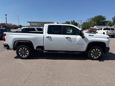 2026 Chevrolet Silverado 2500 HD — side profile view