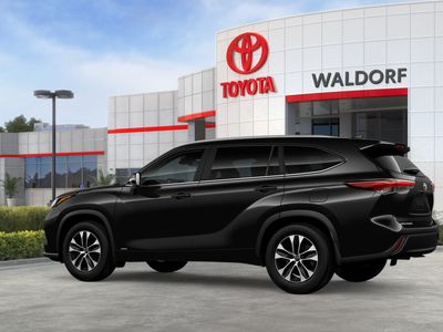 2026 Toyota Highlander Hybrid — detail view