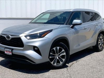 2025 Toyota Highlander — side profile view