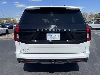 2025 Ford Expedition — detail view