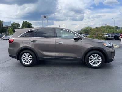 2019 Kia Sorento — interior view