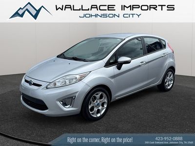 2012 Ford Fiesta — side profile view