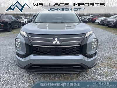 2026 Mitsubishi Outlander — side profile view