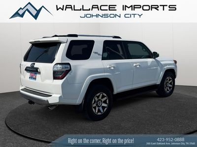 2018 Toyota 4Runner — detail view