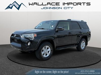 2020 Toyota 4Runner — rear three-quarter view