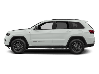2017 Jeep Grand Cherokee — rear three-quarter view