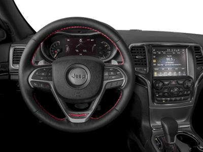 2017 Jeep Grand Cherokee — interior view