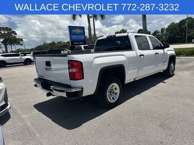 2018 GMC Sierra 1500 — interior view