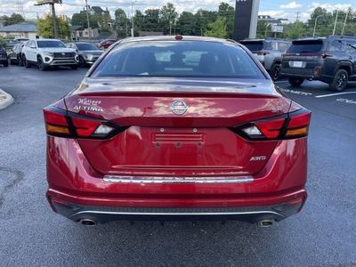2021 Nissan Altima — detail view