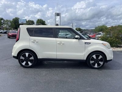 2015 Kia Soul — interior view