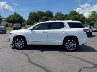 2023 GMC Acadia — detail view
