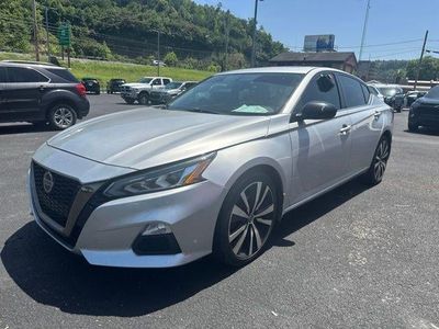 2019 Nissan Altima — rear three-quarter view