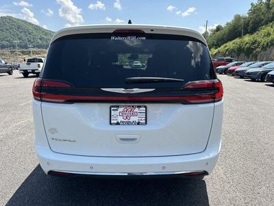 2023 Chrysler Pacifica — rear three-quarter view
