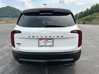 2022 Kia Telluride — detail view