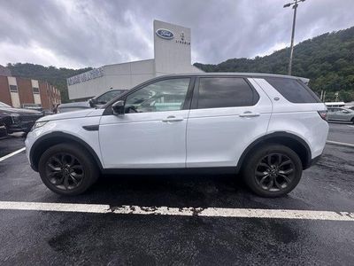 2019 Land Rover Discovery Sport — interior view