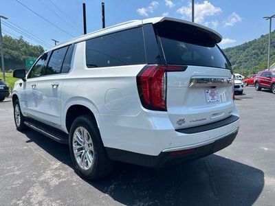 2023 GMC Yukon XL — detail view