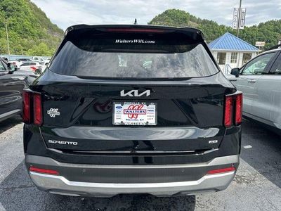 2026 Kia Sorento — rear three-quarter view