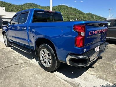 2022 Chevrolet Silverado 1500 — interior view