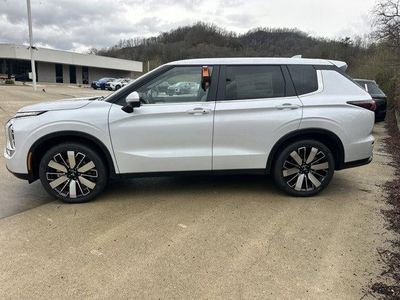 2026 Mitsubishi Outlander — detail view
