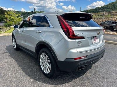 2020 Cadillac XT4 — detail view