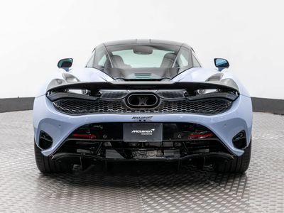 2026 McLaren 750S — detail view