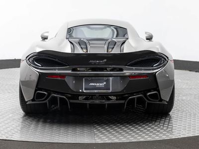 2017 McLaren 570S — detail view
